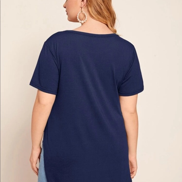 Split hem tee - Picture 2 of 2